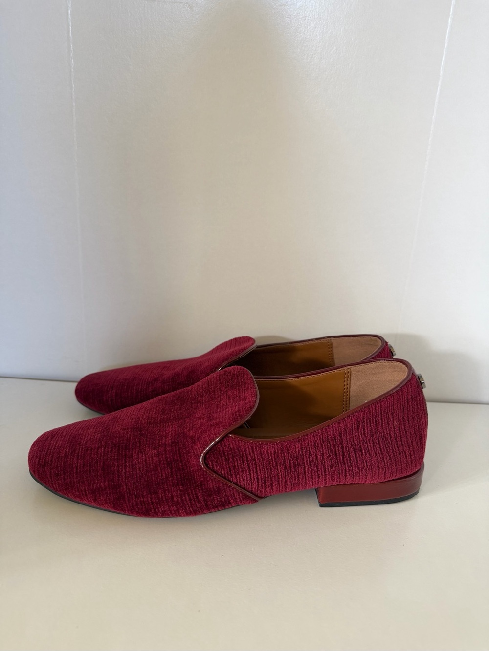Donald Pliner Women’s Blera Velvet Loafers in Oxblood Size 8M